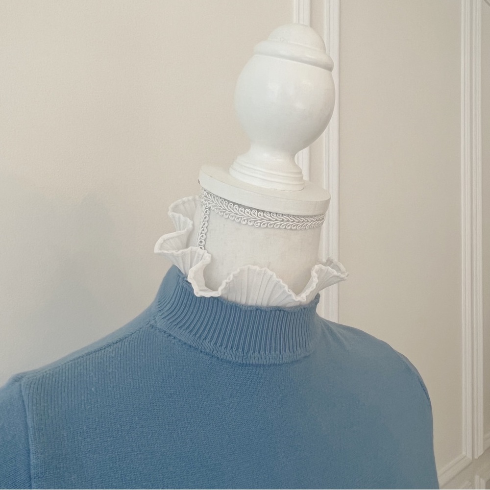 Sweater with Ruffle Details - Picture 4 of 7